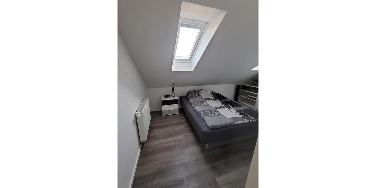 Dachgeschoßwohnung Bad Salzuflen - 2.5 Zimmer, 58 m&sup2;, 695&euro; | Angebot:25795074