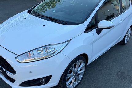 Ford Fiesta 97.676 km 6.999 &euro; Bielefeld 33607