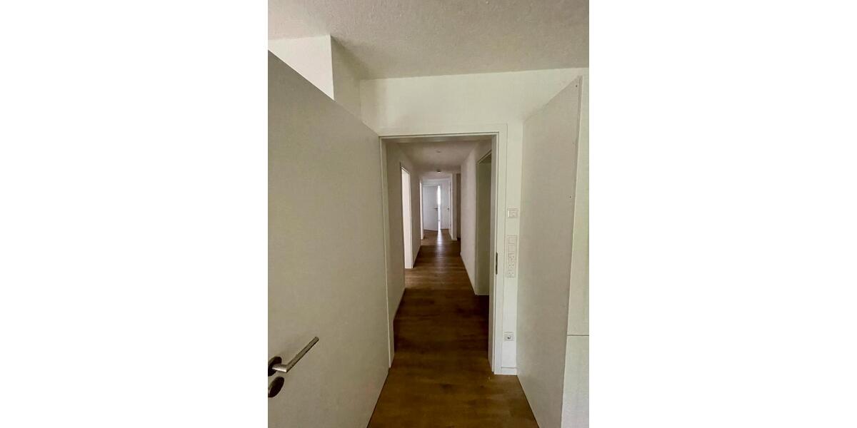 Erdgeschoßwohnung Hiddenhausen - 4.5 Zimmer, 107 m&sup2;, 379.000&euro; | Angebot:24611480