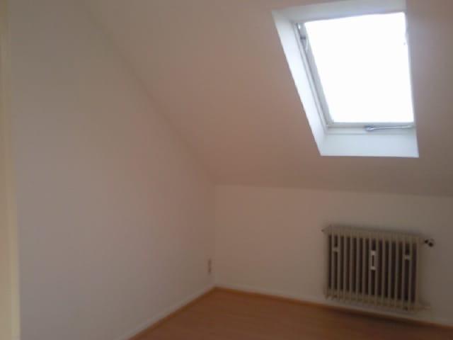 Dachgeschoßwohnung Bielefeld Senne - 4 Zimmer, 70 m&sup2;, 800&euro; | Angebot:26311859