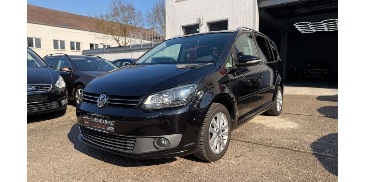 VW Touran 119.000 km 9.650 &euro; Lage 32791