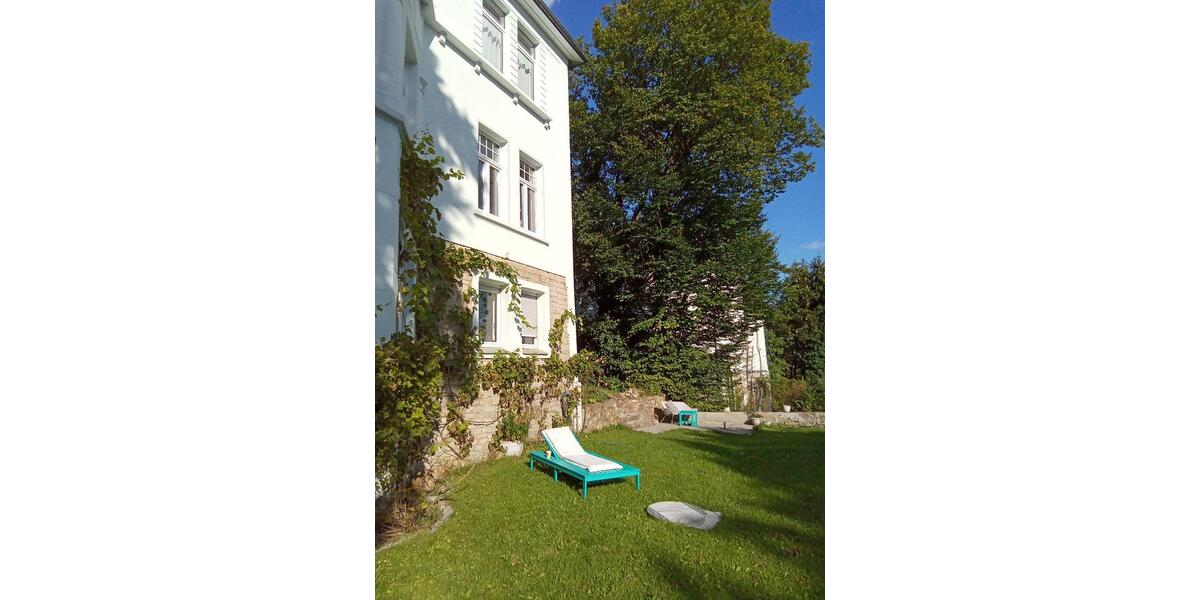Hochparterre Detmold Hiddesen - 4 Zimmer, 150 m&sup2;, 370.000&euro; | Angebot:27146045
