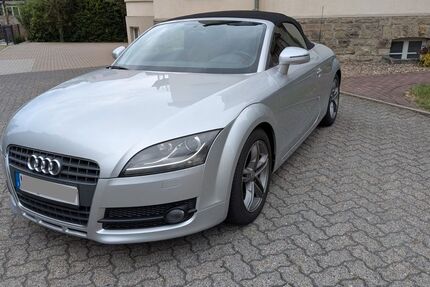 Audi TT 325.000 km 5.480 &euro; Detmold 32760