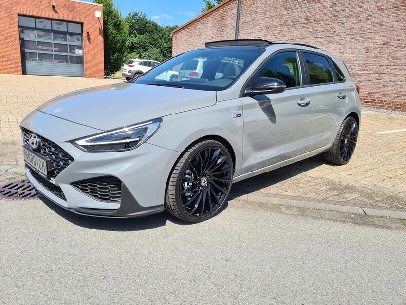 i30