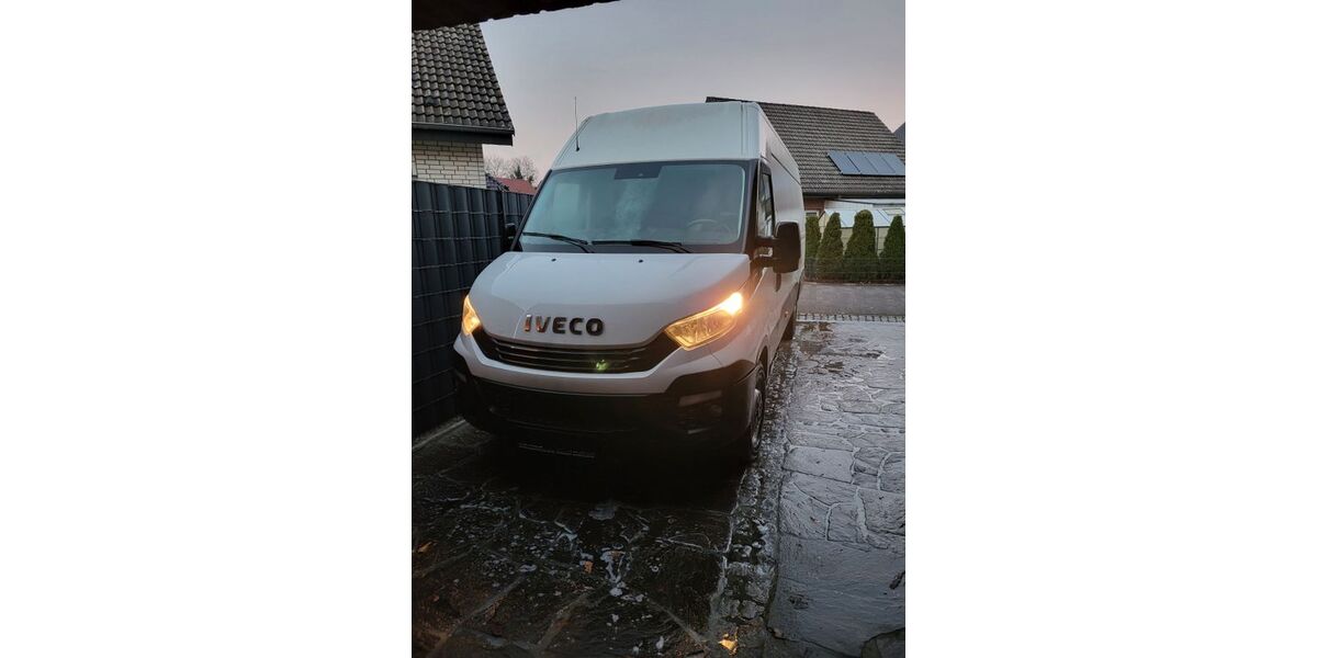 IVECO Andere 249.667 km 16.900 &euro; Steinhagen 33803