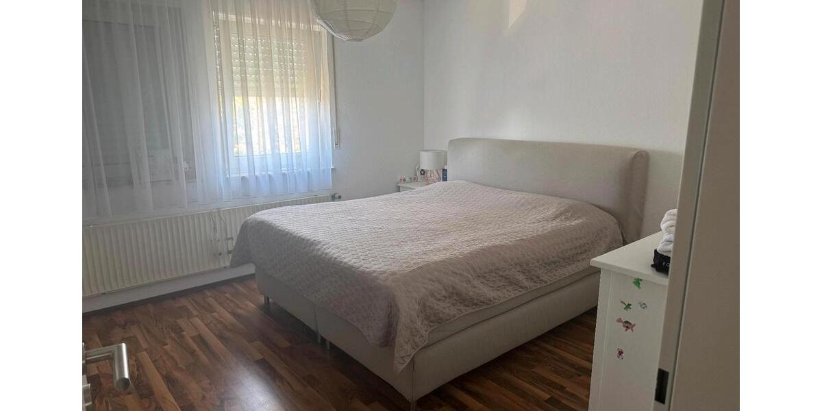 Etagenwohnung Gütersloh - 3 Zimmer, 93 m&sup2;, 990&euro; | Angebot:26395074