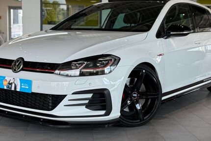 VW Golf 77.623 km 24.995 &euro; Herford 32052