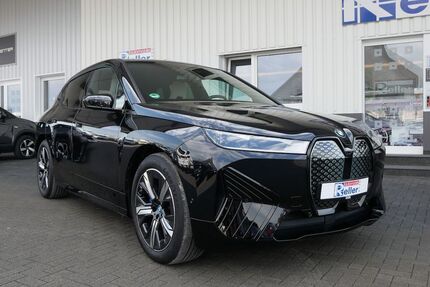BMW iX 7.011 km 87.900 € Paderborn 33106