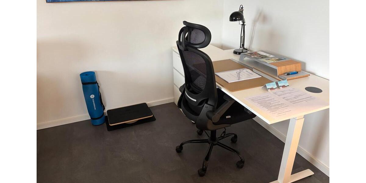 Etagenwohnung Bad Salzuflen - 2 Zimmer, 85 m&sup2;, 2.200&euro; | Angebot:26235354