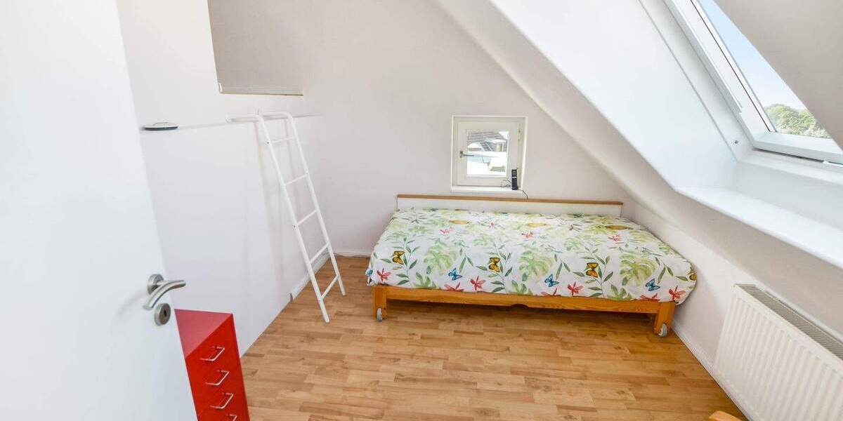 Stilvolle Dachgeschosswohnung über den Dächern von Brackwede! 3 zimmer