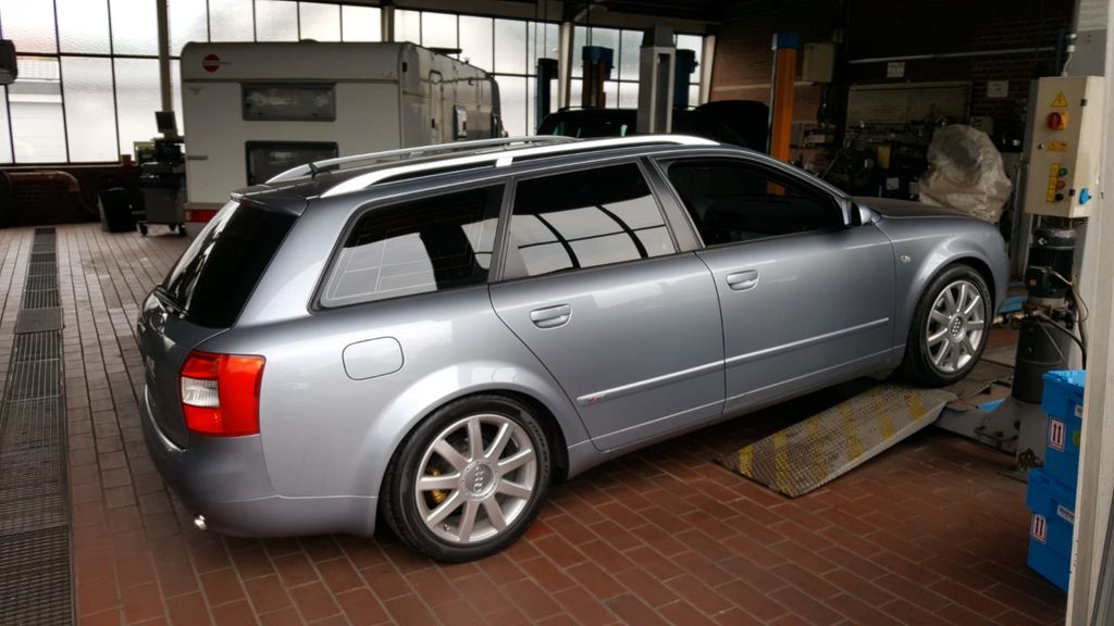 Audi A4 86.000 km 8.590 &euro; Vlotho 32602