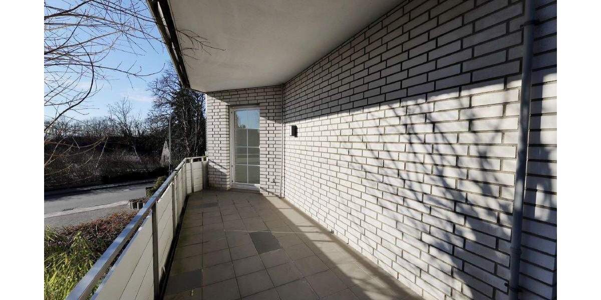 Etagenwohnung Lage - 3 Zimmer, 82 m&sup2;, 175.000&euro; | Angebot:25776535