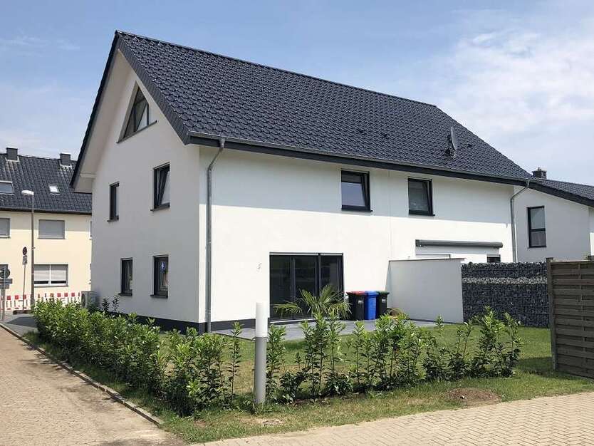 Haus zum Kaufen in Lage 359.000 € 150 m² 5 zimmer