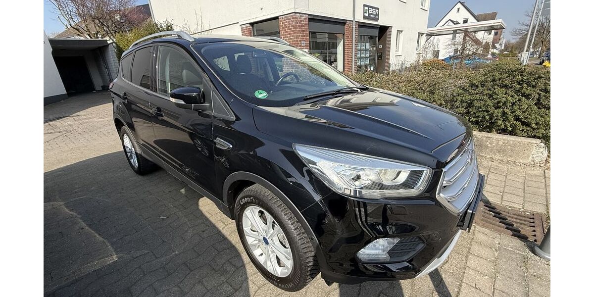 Ford Kuga 79.980 km 14.500 &euro; Bielefeld 33699