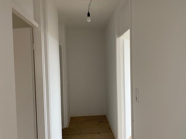 Etagenwohnung Bielefeld Jöllenbeck - 3 Zimmer, 80 m&sup2;, 589&euro; | Angebot:23153736