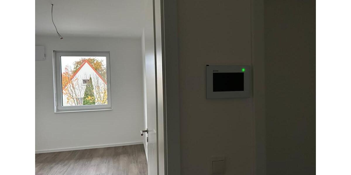 Erdgeschoßwohnung Bad Oeynhausen Rehme - 3 Zimmer, 80 m&sup2;, 1.080&euro; | Angebot:26700887