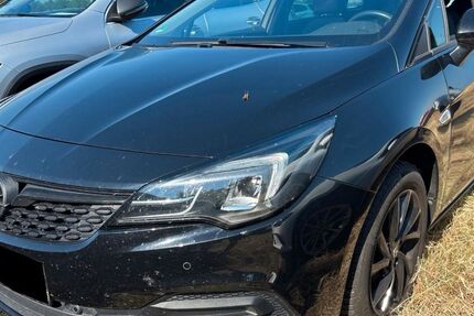 Opel Astra 94.381 km 9.999 &euro; Detmold 32758