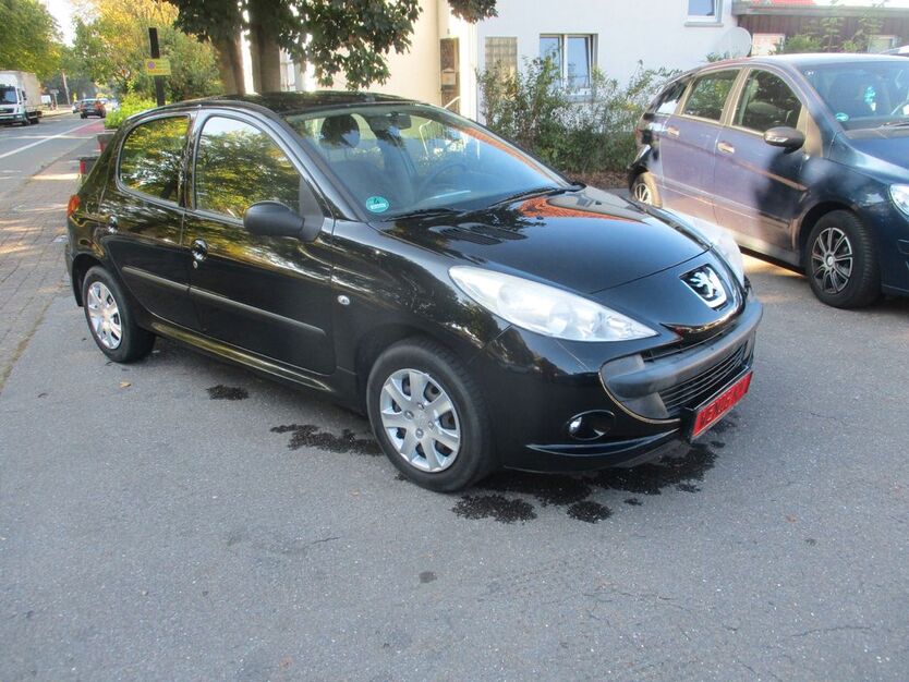 Peugeot 206 86.000 km 2.950 € Bielefeld 33699