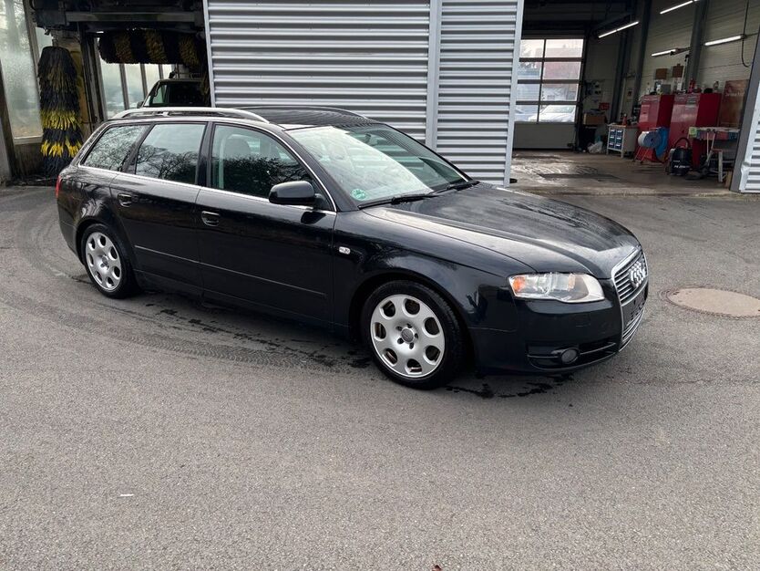 Audi A4 252.000 km 1.480 € Versmold 33775