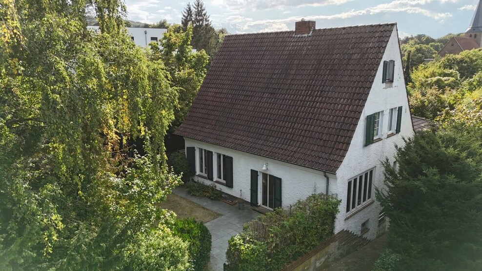 Charmantes Einfamilienhaus in Toplage zur Innenstadt! Separat erhältlich weitere ca. 566m² Baufläche 5 zimmer