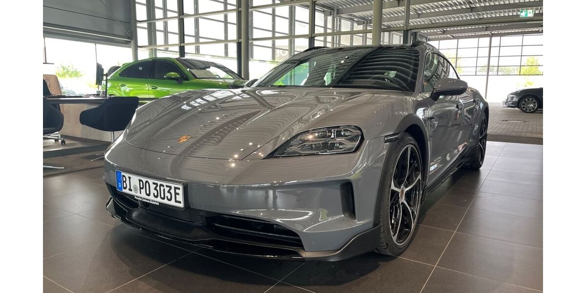Porsche Taycan 13.900 km 132.800 &euro; Bielefeld 33719