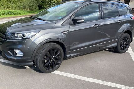 Ford Kuga 70.000 km 15.900 &euro; Bielefeld 33739