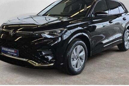 VW Tiguan 3.698 km 56.430 &euro; Lemgo 32657