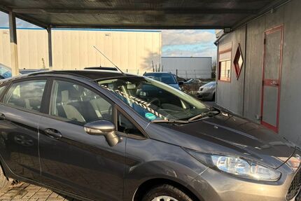 Ford Fiesta 49.835 km 7.999 &euro; Enger 32130