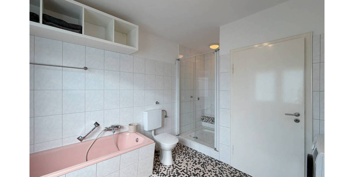 Etagenwohnung Bielefeld / Hoberge Hoberge-Uerentrup - 4 Zimmer, 140 m&sup2;, 1.150&euro; | Angebot:26740759