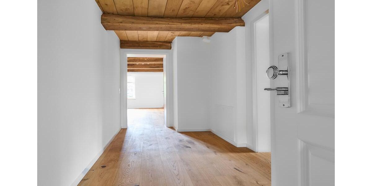 Etagenwohnung Detmold Hiddesen - 3 Zimmer, 139 m&sup2;, 1.897&euro; | Angebot:26145160