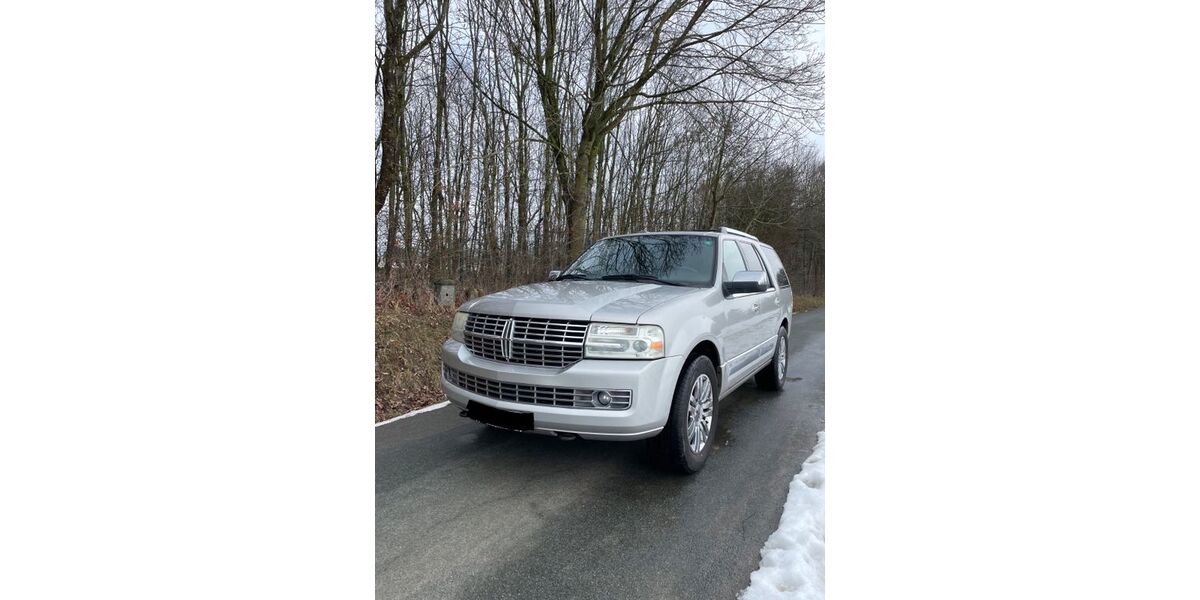 Lincoln Navigator 147.000 km 13.499 &euro; Detmold 32760