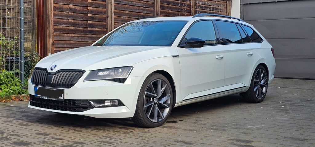 Skoda Superb 149.300 km 17.300 &euro; Oerlinghausen 33813