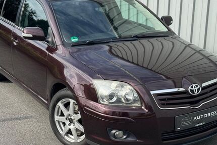 Toyota Avensis 222.903 km 3.499 € Rheda-Wiedenbrück 33378