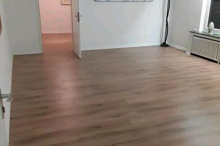 Haus Bünde - 4 Zimmer, 114 m&sup2;, 1.160&euro; | Angebot:26406100