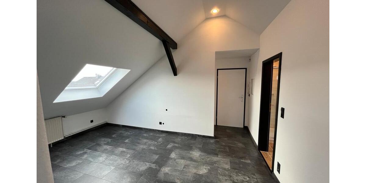 Dachgeschoßwohnung Bad Salzuflen Biemsen-Ahmsen - 2 Zimmer, 43 m&sup2;, 500&euro; | Angebot:26310409