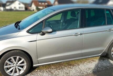 VW Golf Sportsvan 125.000 km 11.250 &euro; Hövelhof 33161