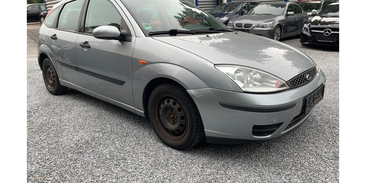 Ford Focus 167.000 km 1.699 &euro; Detmold 32758