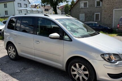 VW Touran 252.000 km 2.999 &euro; Detmold 32758