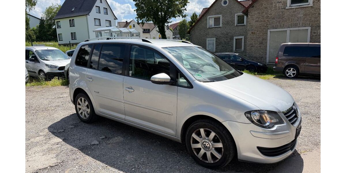 VW Touran 252.000 km 2.999 &euro; Detmold 32758