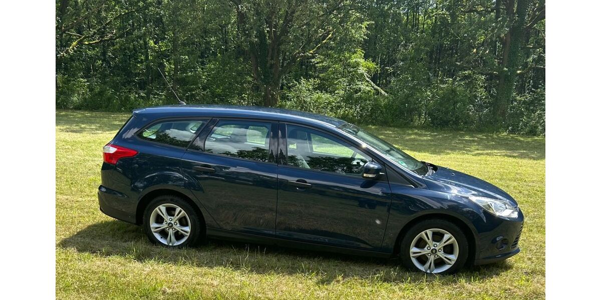 Ford Focus 170.900 km 3.600 &euro; Schloß Holte 33758