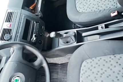 Skoda Fabia 146.900 km 1.800 &euro; Schloß Holte 33758