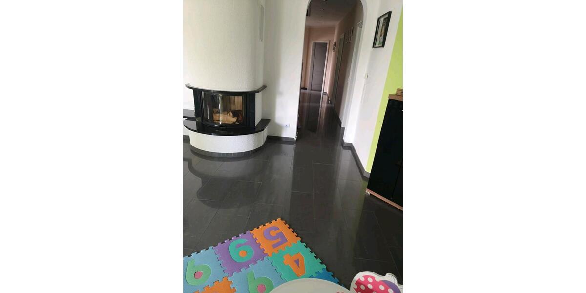 Einfamilienhaus Lage - 7 Zimmer, 150 m&sup2;, 550.000&euro; | Angebot:27287422