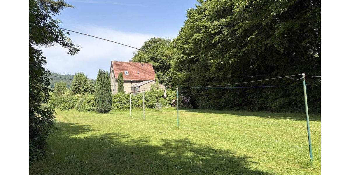Einfamilienhaus Detmold / Heiligenkirchen Heiligenkirchen - 5 Zimmer, 133 m&sup2;, 225.000&euro; | Angebot:26879561