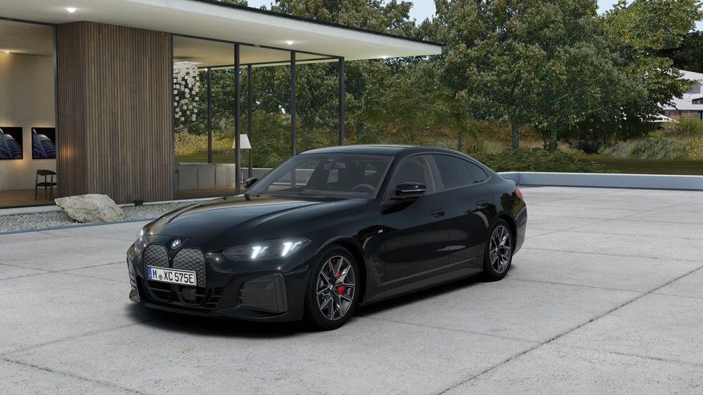 BMW i4 26.732 km 52.508 &euro; Versmold 33775