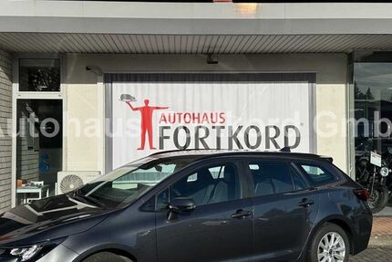 Toyota Corolla 14.980 km 27.980 &euro; Bielefeld 33689