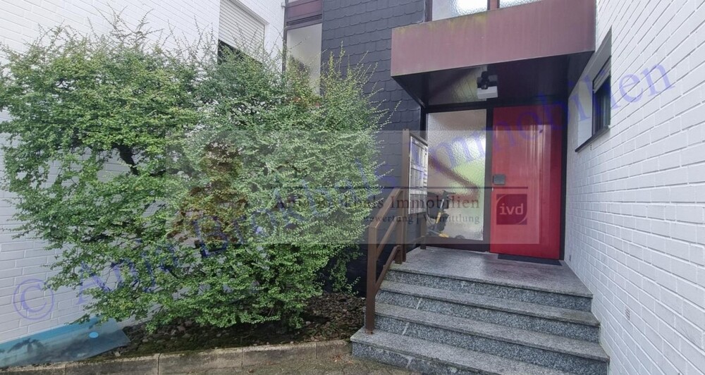 Ruhige Citylage GT: Geräumiges Apartment mit großem Balkon und Stellplatz - für Käufer provisionsfrei - 1- Gütersloh | Angebot:20189855