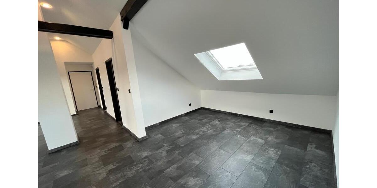 Dachgeschoßwohnung Bad Salzuflen Biemsen-Ahmsen - 2 Zimmer, 43 m&sup2;, 500&euro; | Angebot:26310409