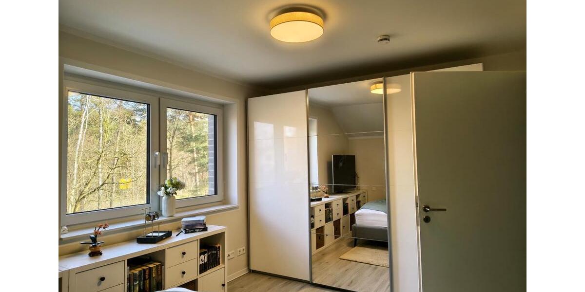 Dachgeschoßwohnung Schloß Holte-Stukenbrock Stukenbrock - 2 Zimmer, 57 m&sup2;, 700&euro; | Angebot:25635946