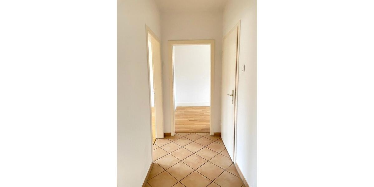 Etagenwohnung Detmold - 3 Zimmer, 50 m&sup2;, 450&euro; | Angebot:26465471