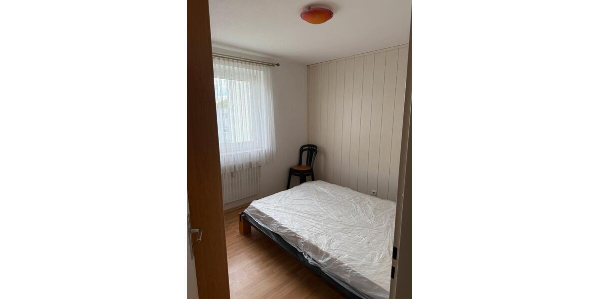 Erdgeschoßwohnung Detmold Hakedahl - 4 Zimmer, 81 m&sup2;, 660&euro; | Angebot:26705739